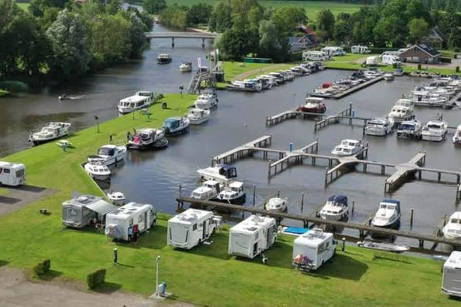 Overnachten met de camper op bijzondere plekken in Friesland
