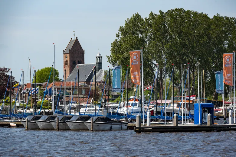 Grou in Friesland als leefomgeving voor wonen recreatie en natuur